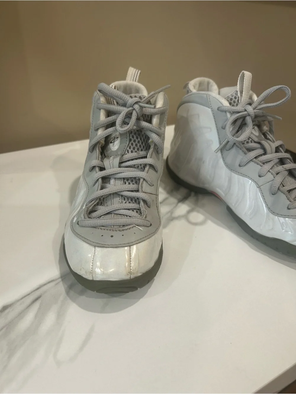 Nike Little Posite One Foamposite Kids 1Y Iridescent White Grey Sneakers